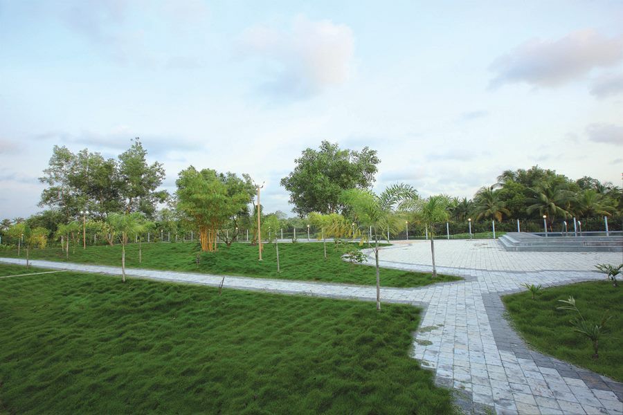 Grand Ayur Island Hotel Perumbalam Exterior photo
